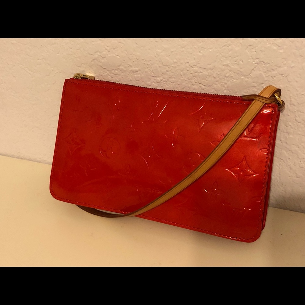 Auth Louis Vuitton Pochette Accessoires Vernis